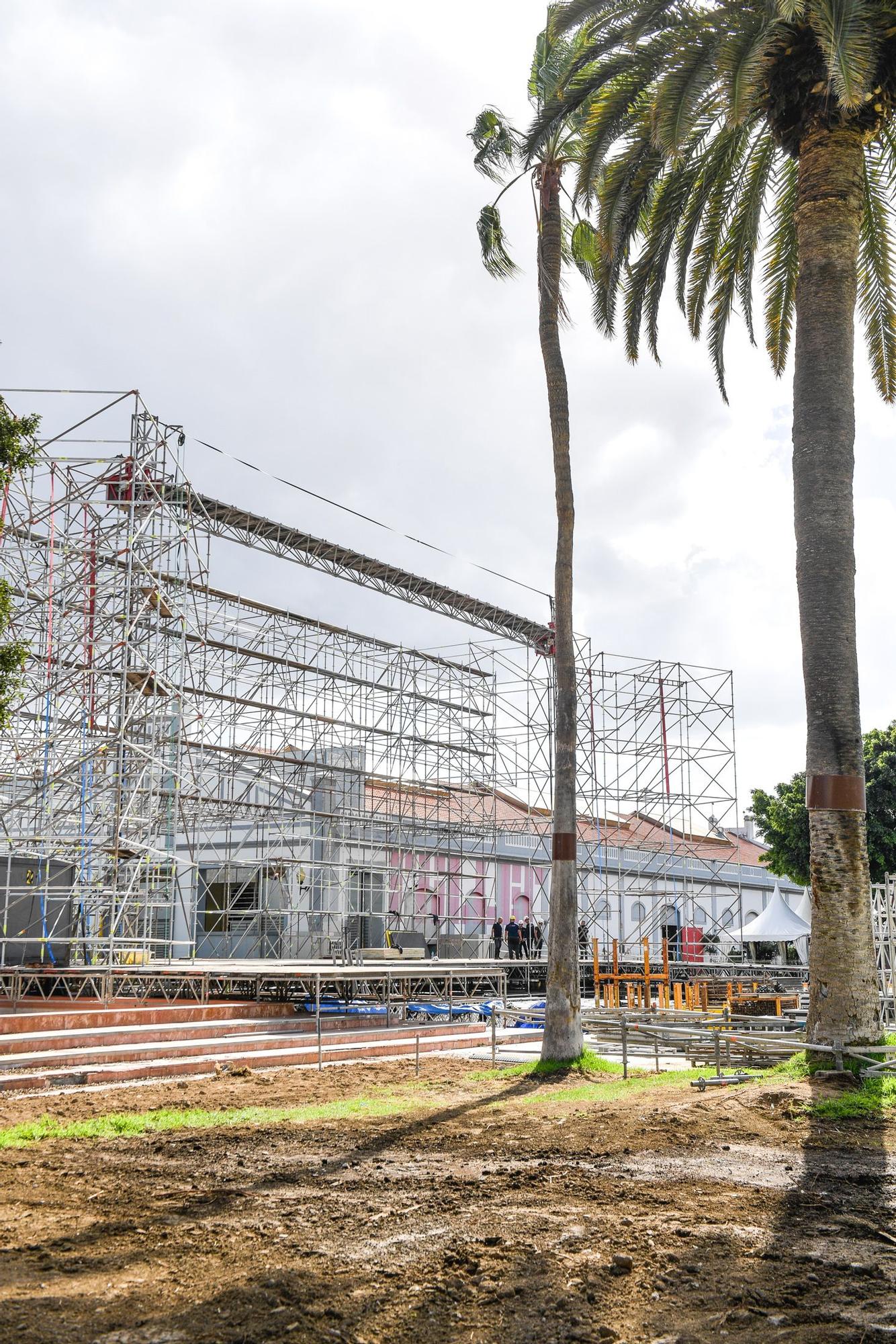 Montaje del escenario del Carnaval de Las Palmas de Gran Canaria 2023