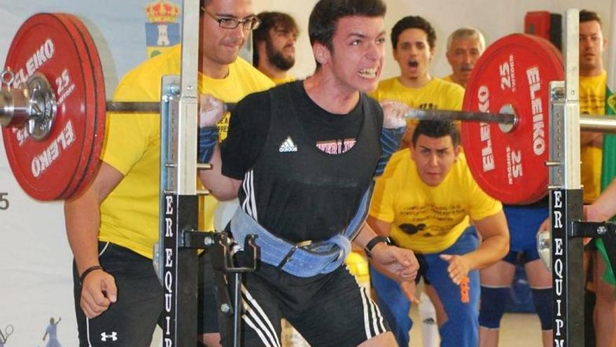 Imagen de una competición de Powerlifting