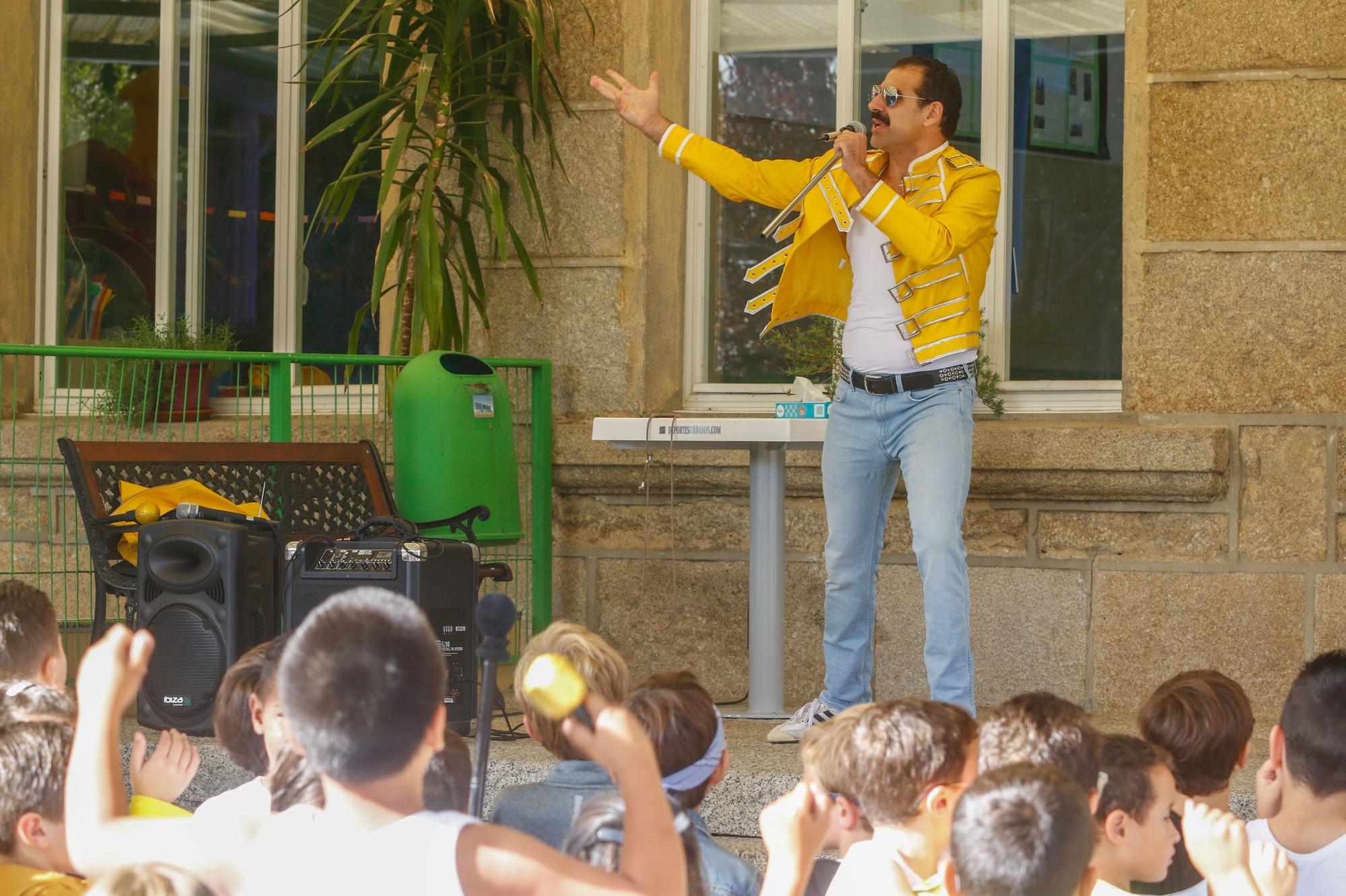 El espíritu de Freddy Mercury se encarna en el CEIP Anexo A Lomba