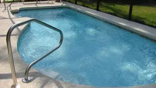 Muere un niño de tres años ahogado en una piscina privada