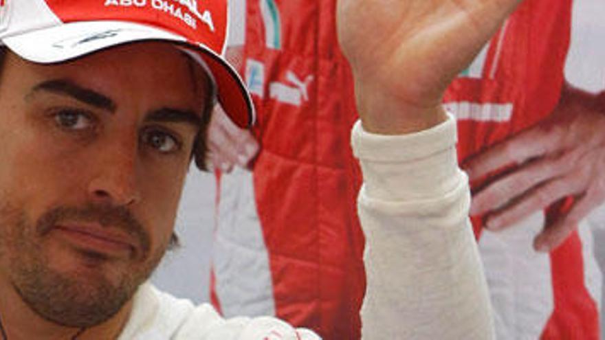 Alonso: &quot;Estamos cerca  de los Red Bull, pero seguimos detrás&quot;