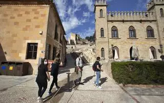 Los franceses invaden el Castell de Xàtiva