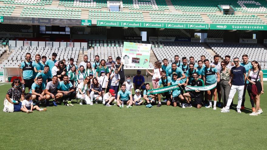 El Córdoba CF y el Colegio San Acisclo y Santa Victoria sellan una jornada para el recuerdo