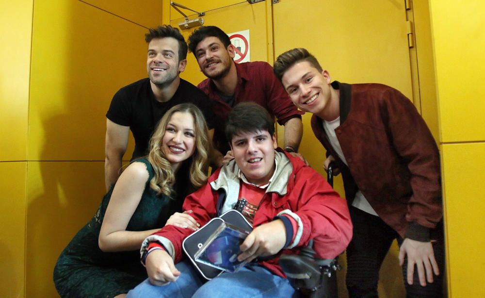 Cepeda, Raoul, Ricky y Mireya firman discos en Málaga