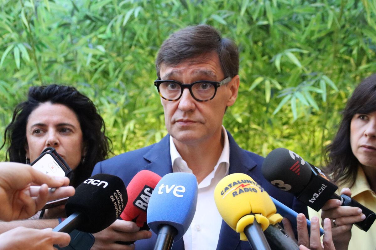 Illa respon a Azcón sobre les obres de Sixena: «Hauria d’agrair que el MNAC les hagi preservat. Si no, no existirien» Illa respon a Azcón sobre les obres de Sixena: «Hauria d’agrair que el MNAC les hagi preservat. Si no, no existirien»