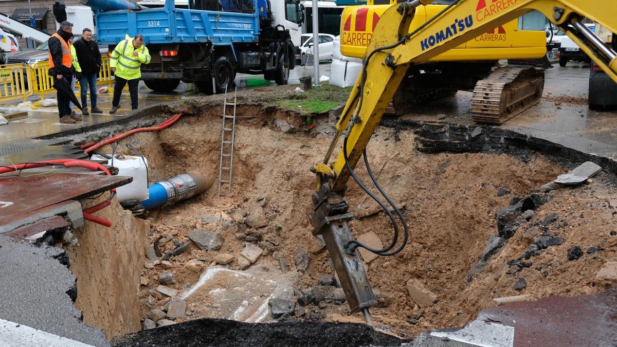 VÍDEO | Así es el socavón en las avenidas de Palma