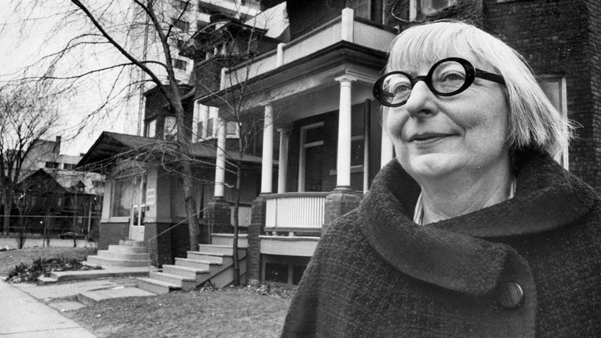 La urbanista norteamericana Jane Jacobs