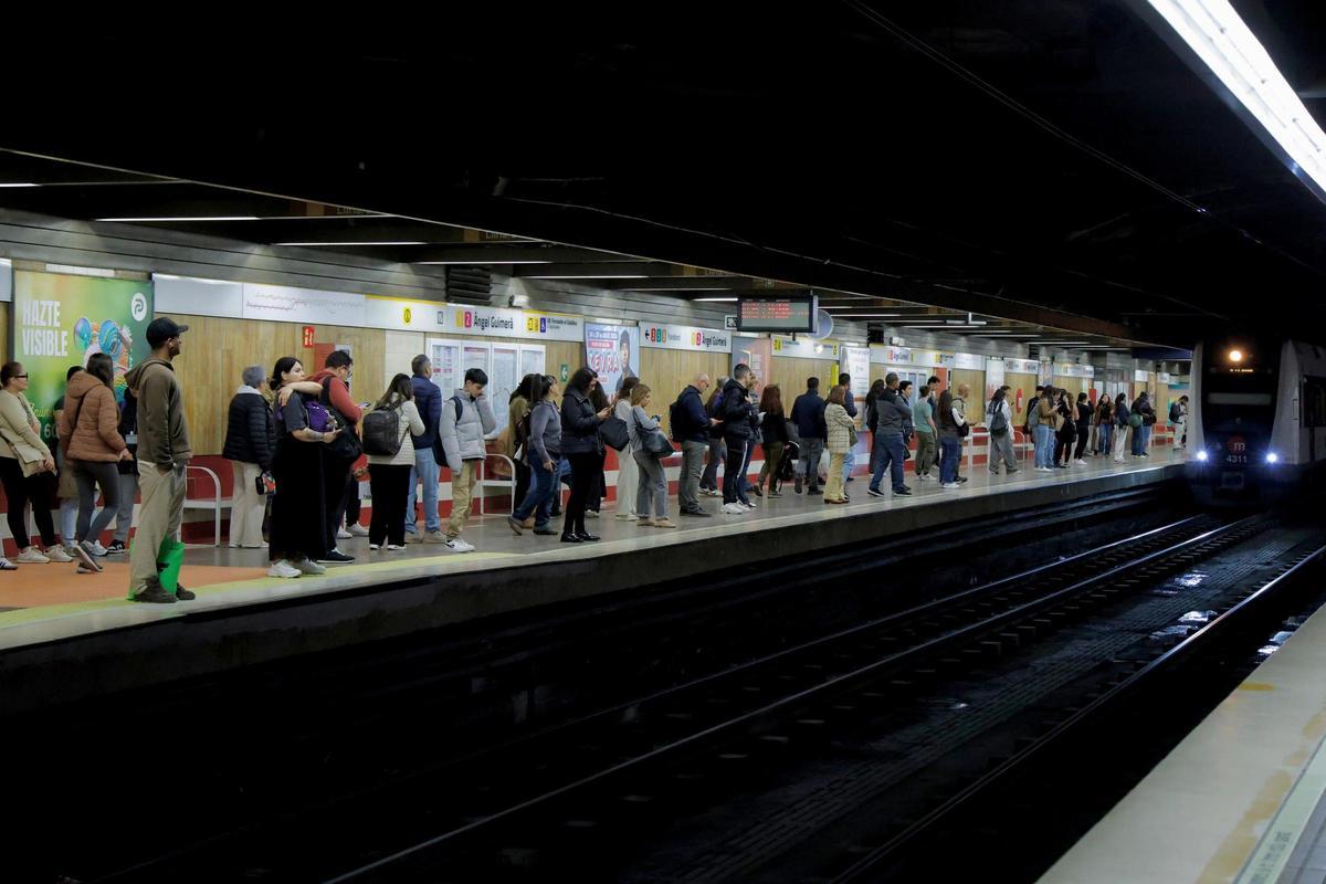 Caos en Metrovalencia: una avería eléctrica interrumpe la circulación en plena jornada de huelga