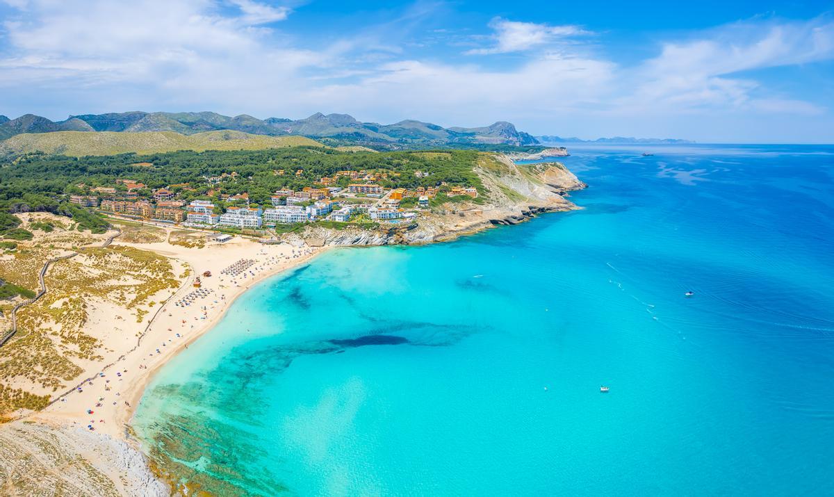 Esto es Cala Mesquida.