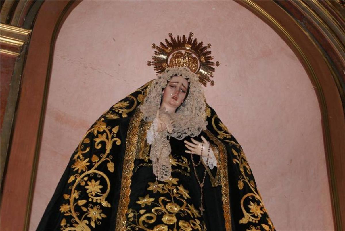 Roban 5 anillos de la Virgen de las Servitas