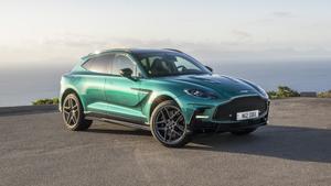 Aston Martin DBX S
