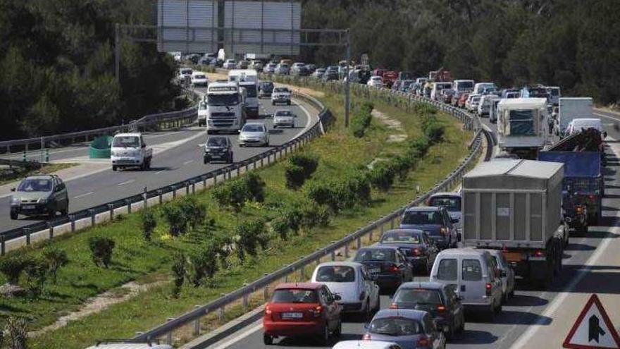 Zwischen Inca und Santa Maria wird die Autobahn gesperrt