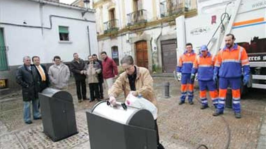 La Ciudad Monumental estrena un sistema de contenedores soterrados