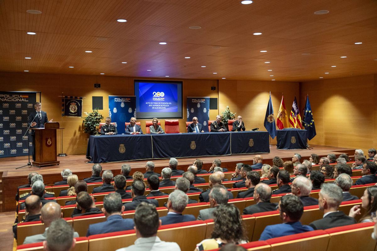 Toma de posesión de José Antonio Puebla, nuevo jefe superior de la Policía Nacional