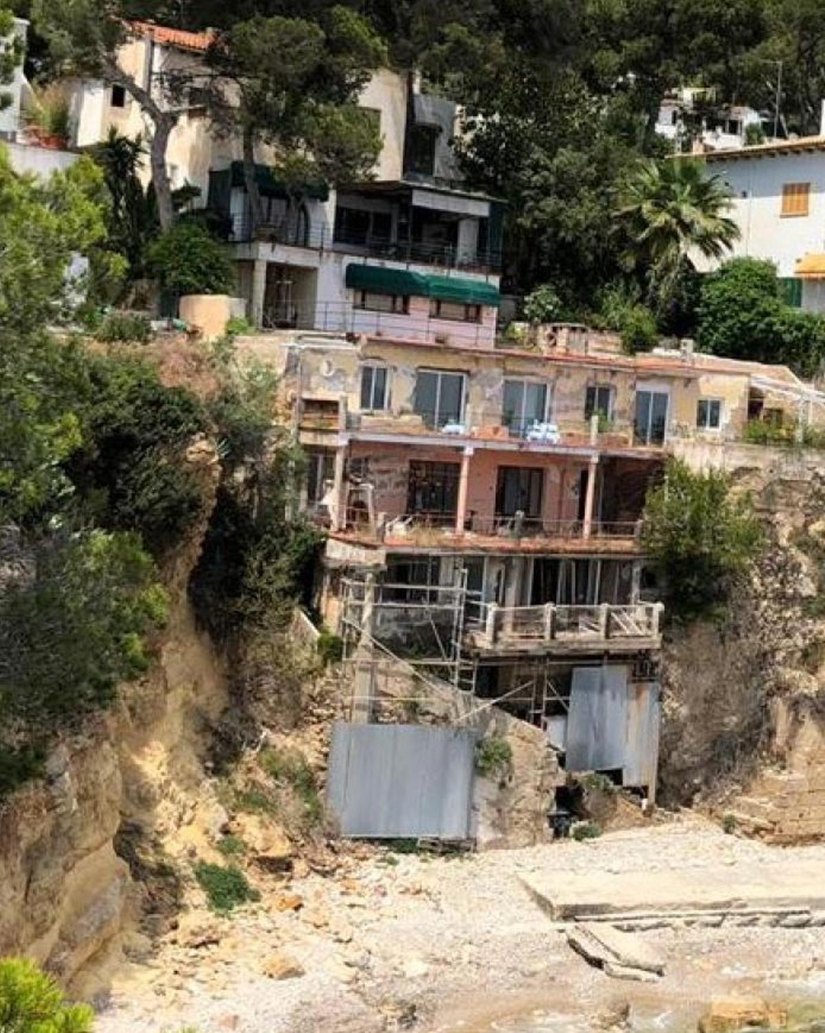 El GOB celebra la demolición en Cala Oli y reclama que sea el inicio de la recuperación del litoral de toda la isla