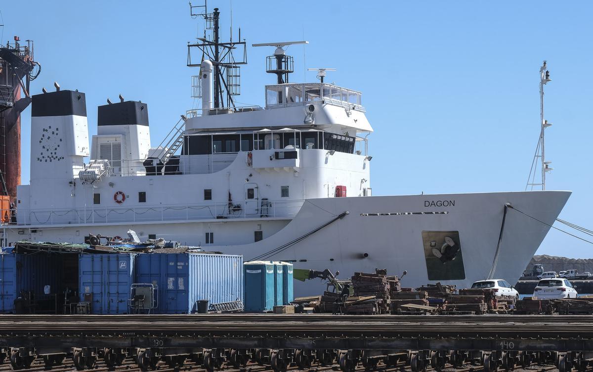 El 'Dagon' atracado en Astican, en el Puerto de Las Palmas