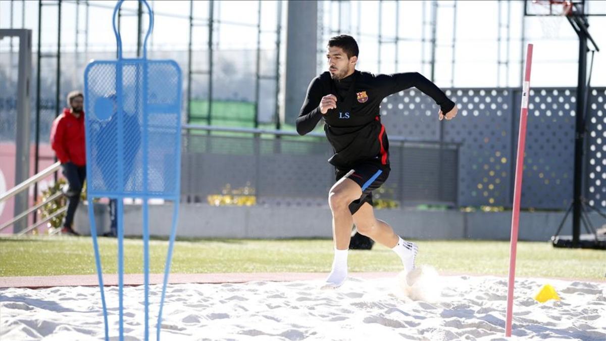 Luis Suárez, durante un entrenamiento en la Ciutat Esportiva