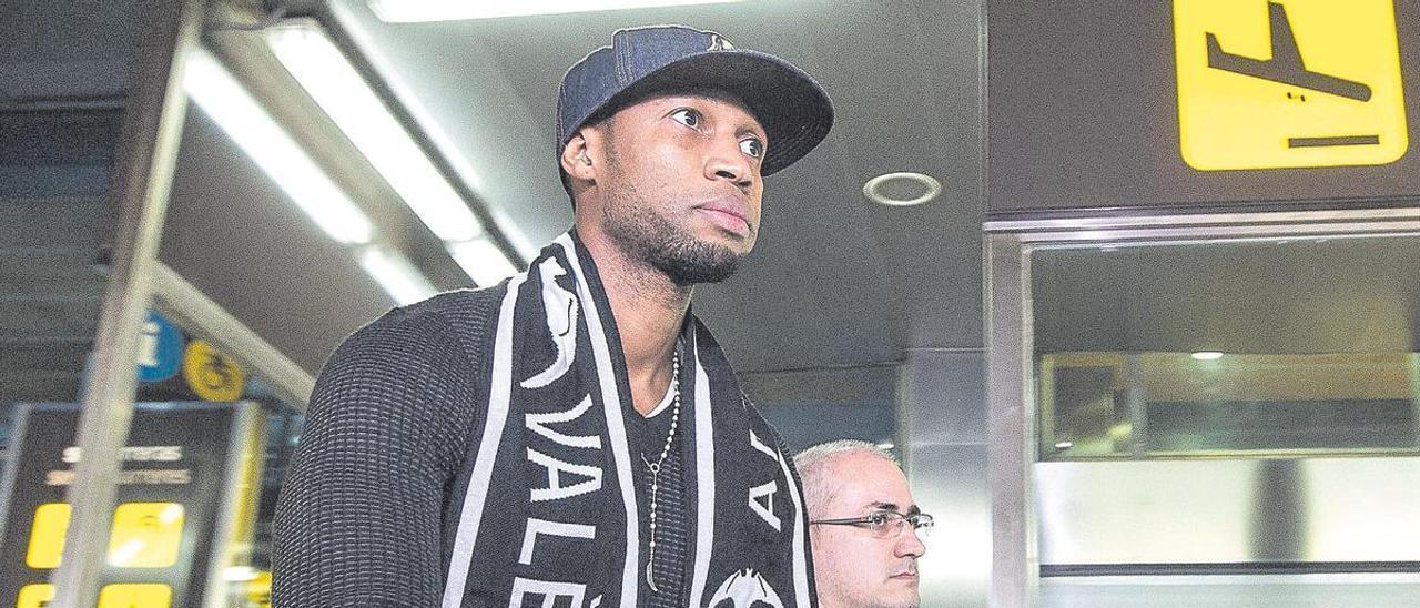 Keita, a su llegada a Manises