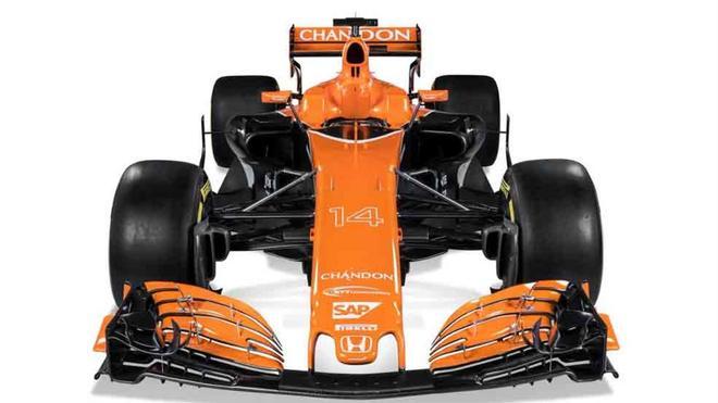 McLaren rinde homenaje a su fundador, Bruce McLaren, con el color naranja