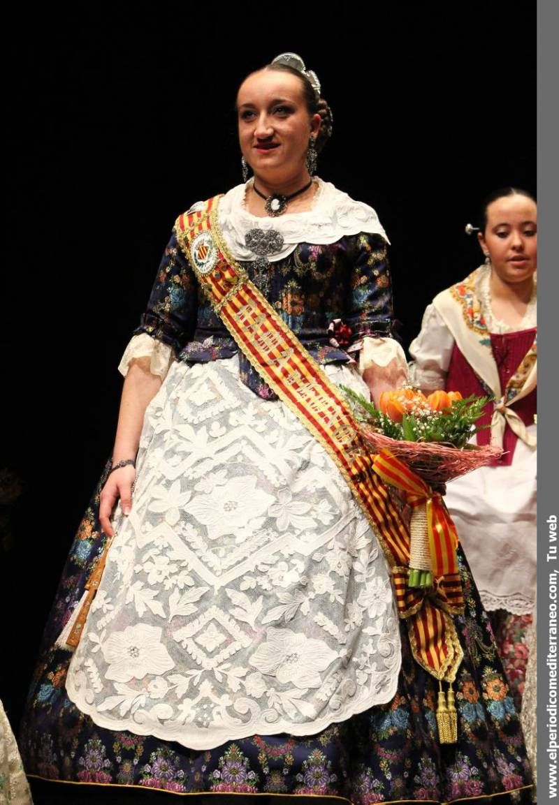 GALERIA FOTOS -- Vila-real homenajea a la reina y damas de fiestas