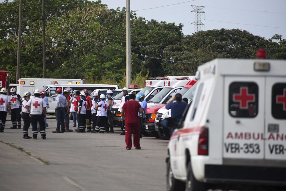 La explosión en una planta de Pemex deja tres muertos