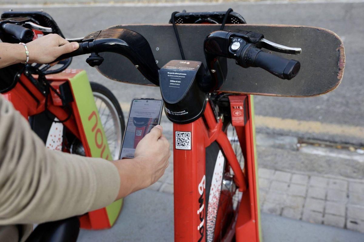 14-11-2023. Barcelona.  Imágenes recursos de diferentes estaciones de Bicing de Barcelona