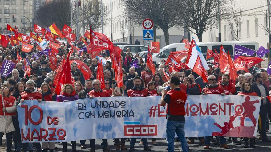 Ferrol recuerda a Amador Rey y Daniel Niebla en el Día da Clase Obreira
