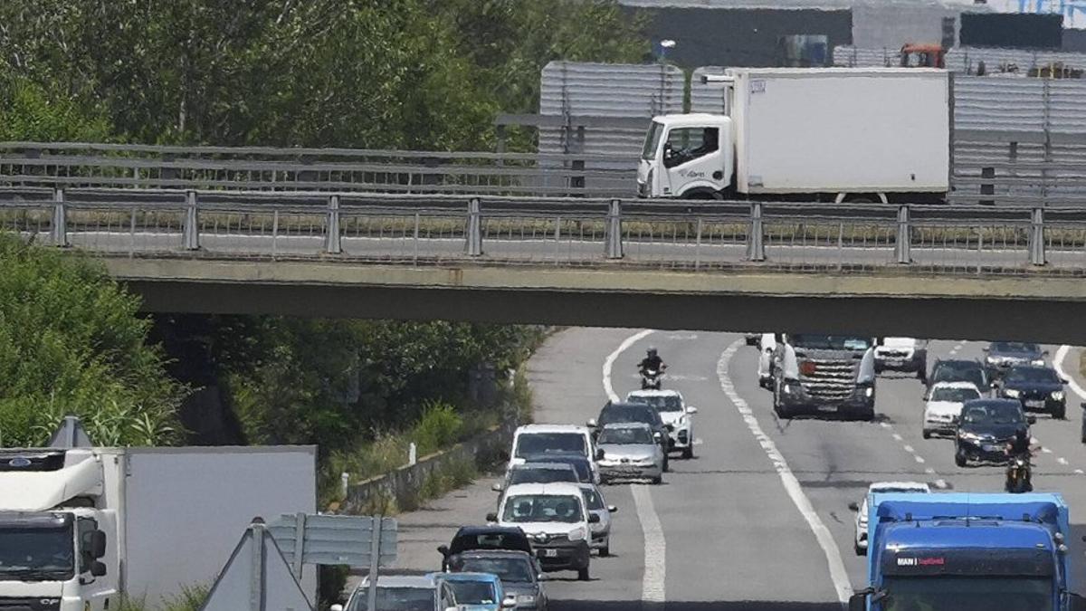 Trànsit a l’autopista AP-7, a l’altura de Vilablareix