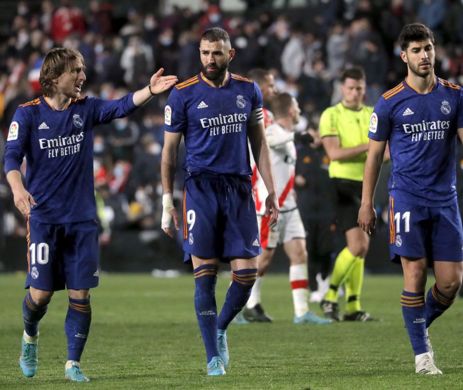 Modric parla amb Benzema en el partit d’ahir | JON NAZCA/REUTERS