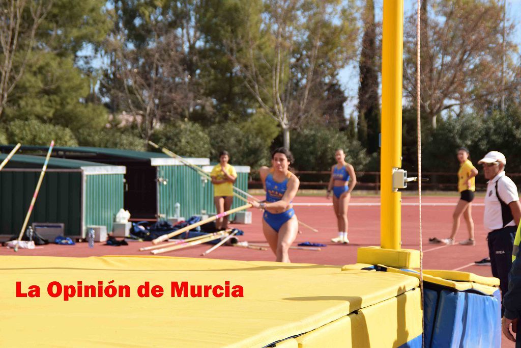 Regional absoluto y sub-23 de atletismo en Lorca (I)