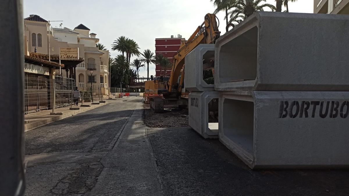 Agamed construye un cajón de pluviales para resolver el punto negro de inundaciones en la playa de Los Locos de Torrevieja