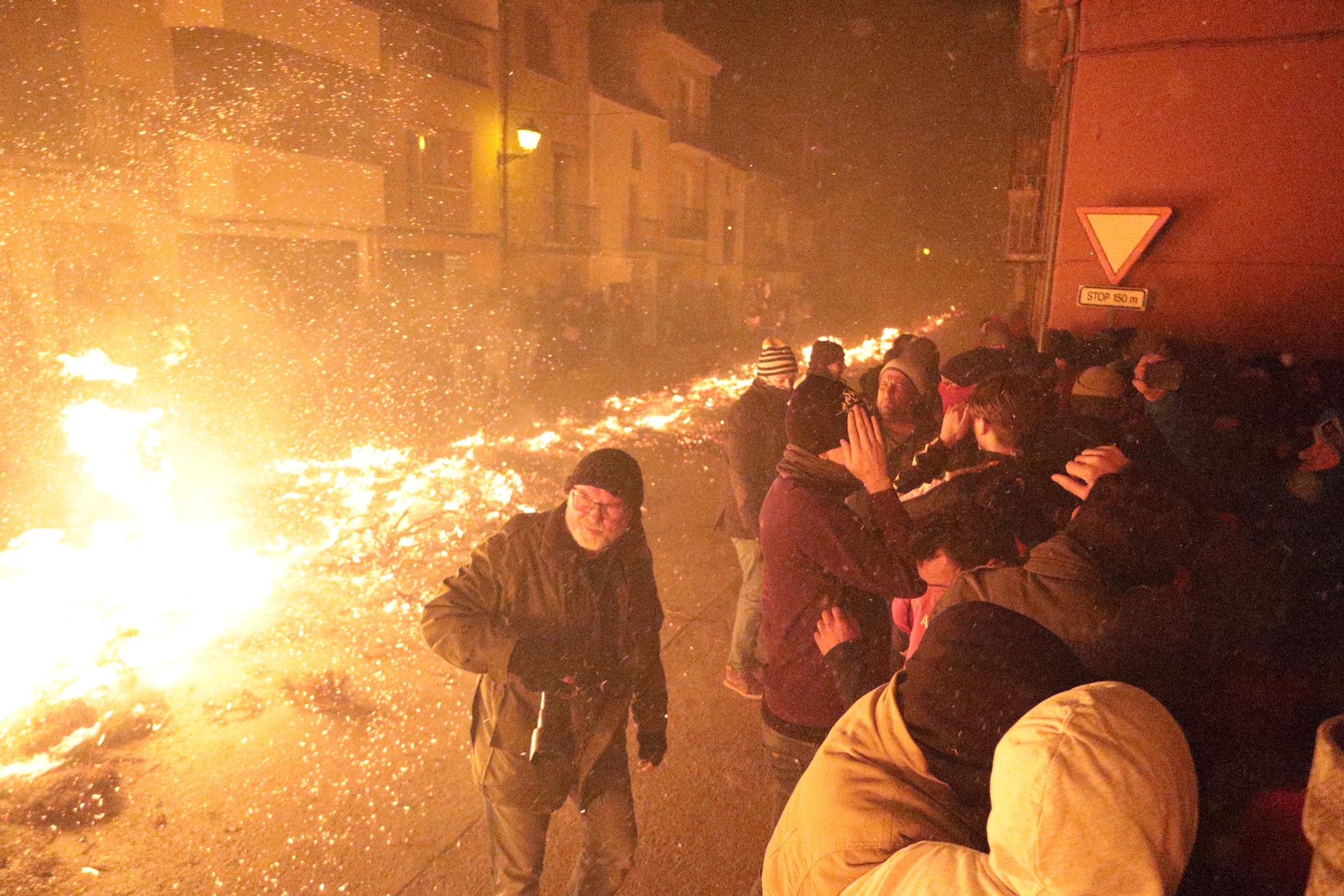 Las mejores fotos de la espectacular Matxà de Sant Antoni en Vilanova d'Alcolea