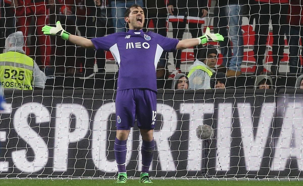 segea32762795 porto goalkeeper iker casillas gestures during their portugu200425142535