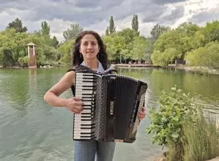 Margarita Torner, directora de l’escola de música de Puigcerdà: «Quan arribava a l’escola em canviava la roba de pagès per la de mestre»