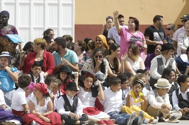 FIESTA DIA DE CANARIAS EN EL COLEGIO AGUADULCE