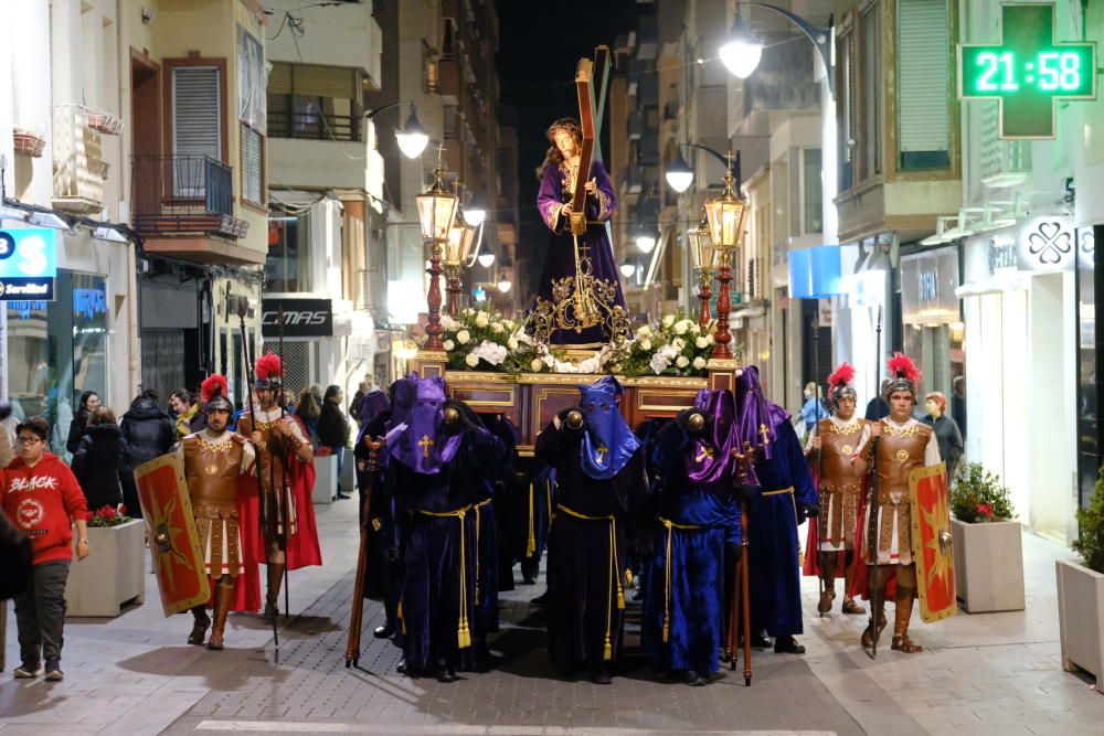 La plaza Castelar volvió a acoger el emotivo Encuentro de la Santa Mujer Verónica y Nuestro Padre Jesús Nazareno