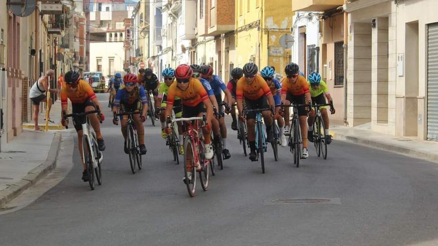 Sergi Ribera y Carla Martín ganan el Trofeu 40 Aniversari El Piñón de Canals