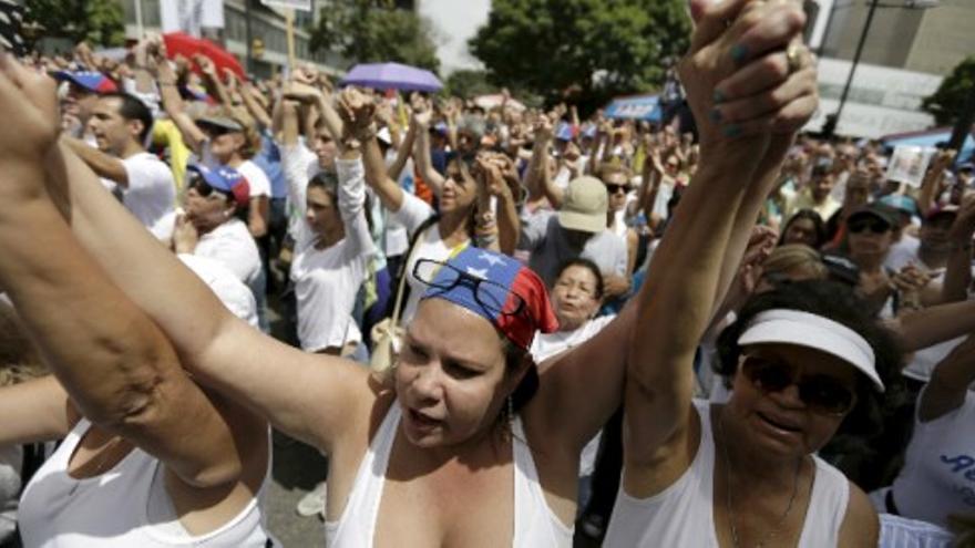 La oposición venezolana se manifiesta para pedir la liberación de presos