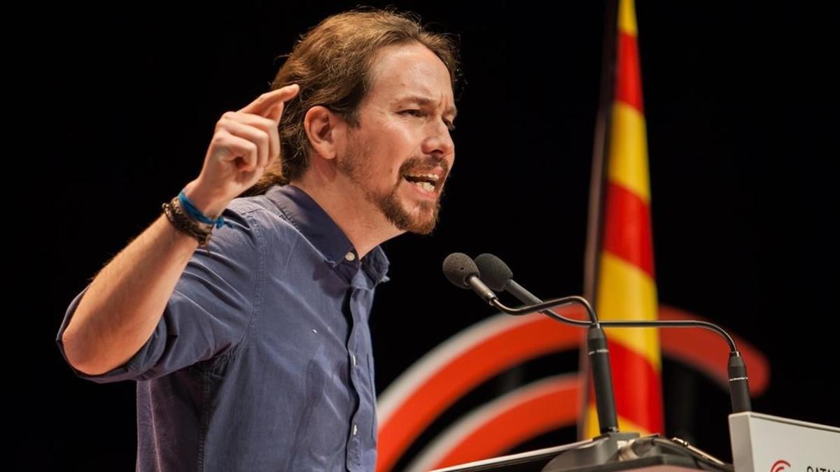 Pablo Iglesias en el acto final de campaña en Santa Coloma de Gramenet.