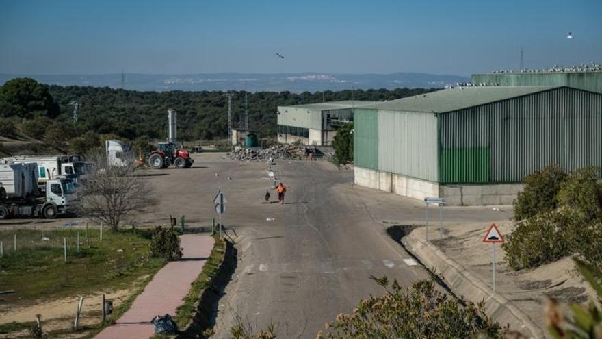 FCC anuncia un ERTE en el ecoparque de Badajoz que coincide con las obras de modernización