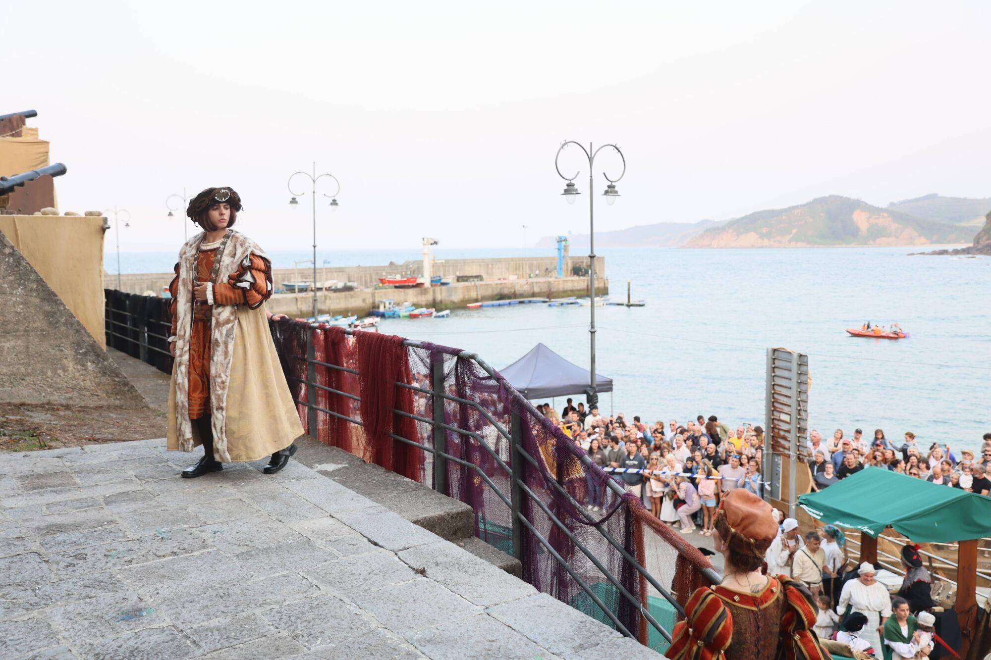 Carlos V siempre desembarca en Tazones
