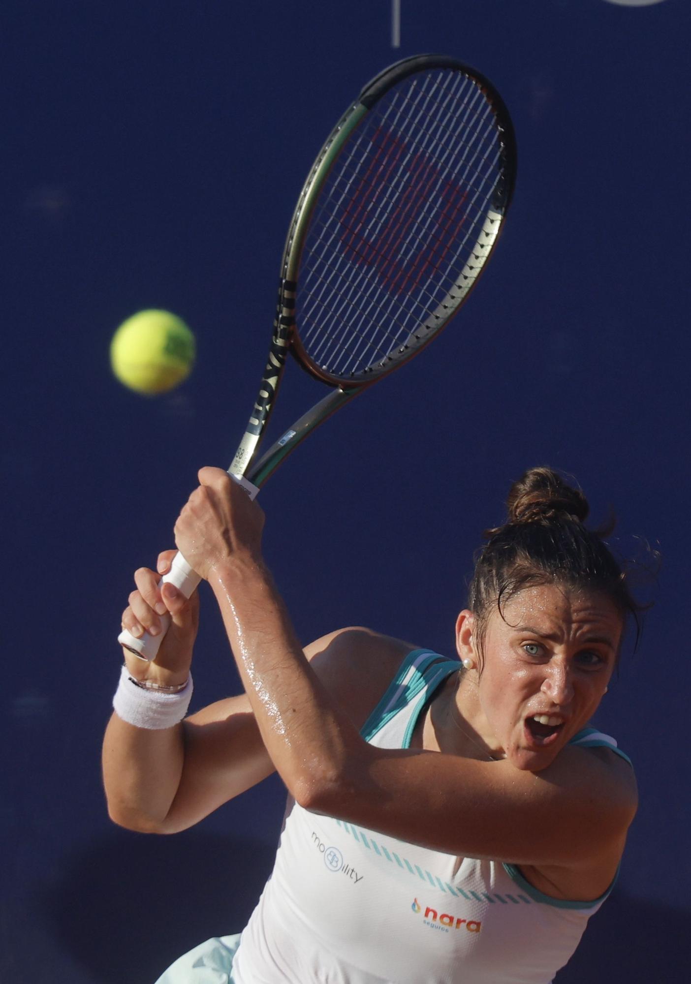 Sara Sorribes cae ante Errani en el BBVA OPEN INTERNACIONAL DE VALENCIA - WTA