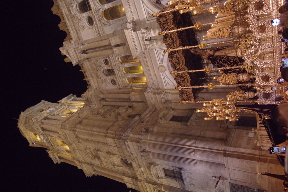 Procesión extraordinaria de la Virgen del Gran Poder por el centenario de la hermandad,