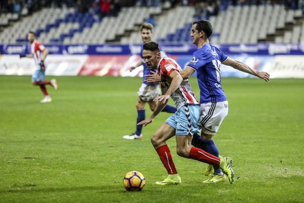 El partido entre el Real Oviedo y el Lugo, en imágenes