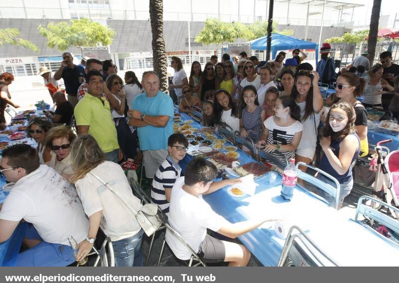 GALERÍA DE FOTOS - Día de las paellas en El Grao