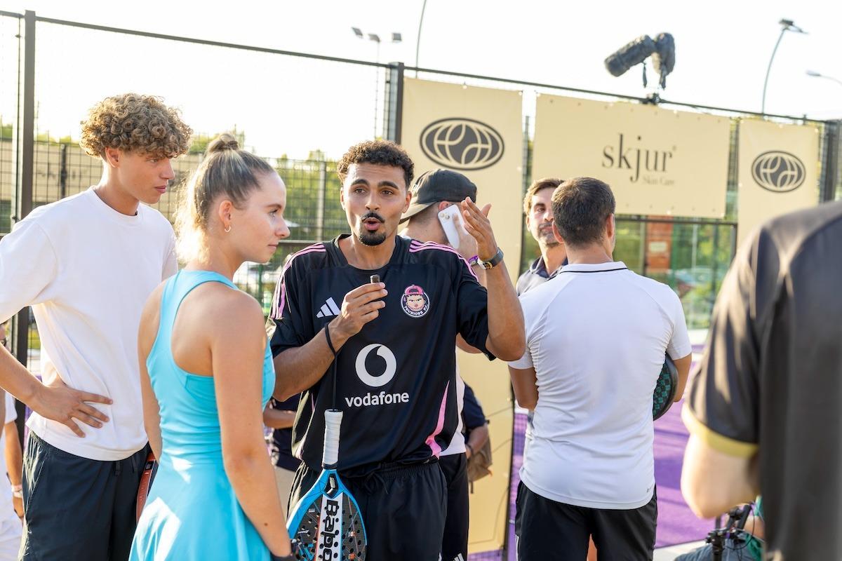 Influencer Younes Zarou beim Turnier