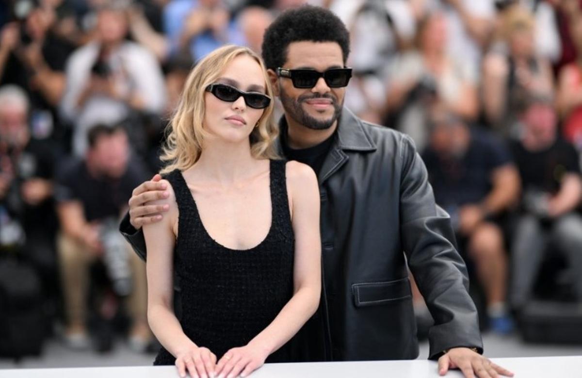 La hija de Jonny Depp y Vanessa Paradis, junto a The Weeknnd en Cannes.