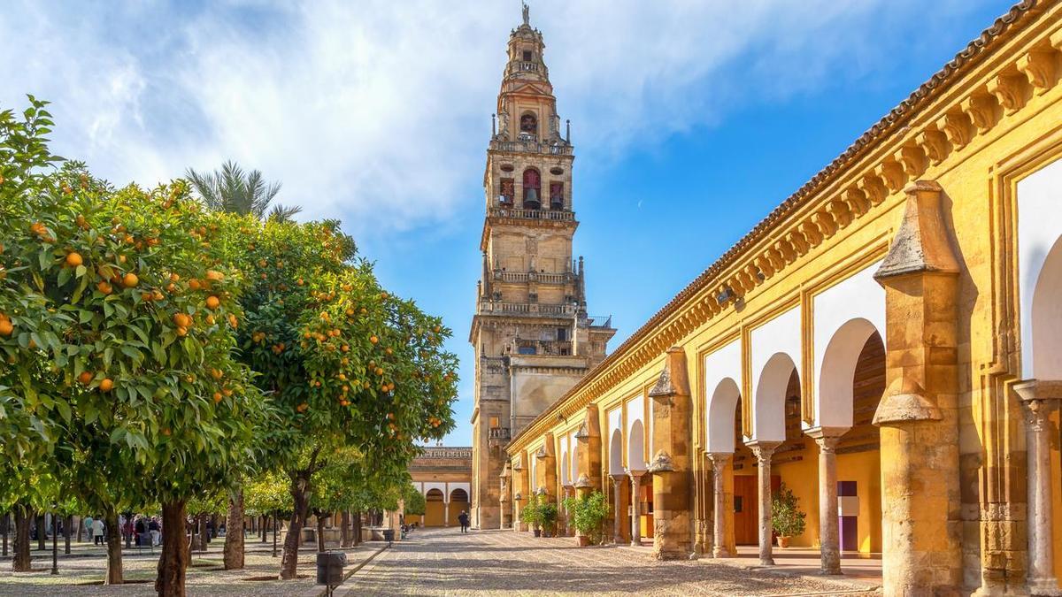 El barrio de Córdoba con una iglesia gótico-mudéjar que esconde un cocodrilo