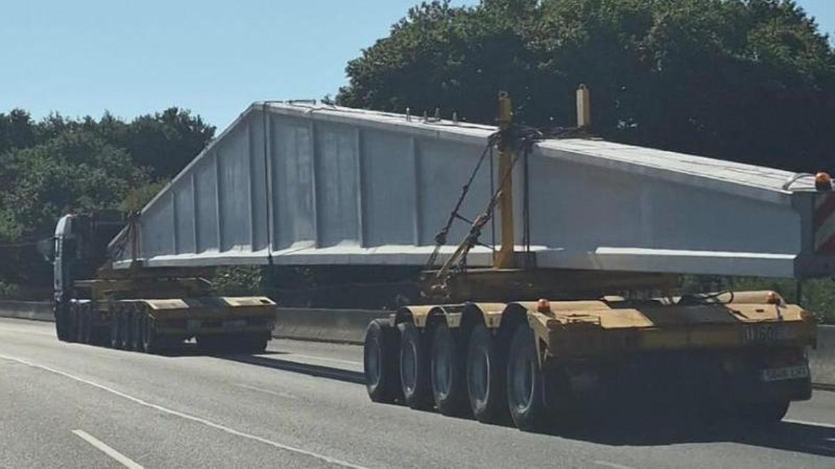 El tráiler que causó el atasco