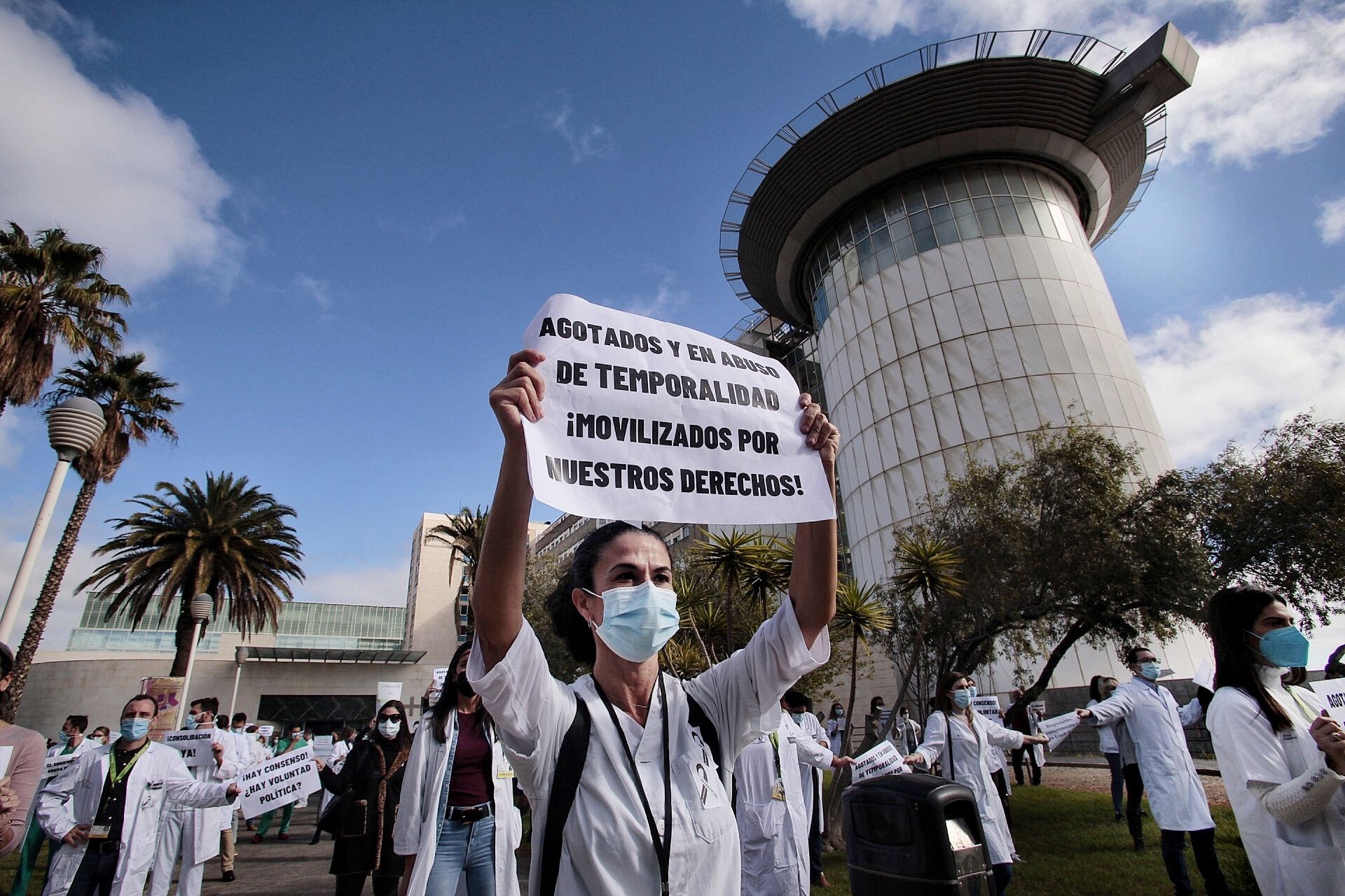 Concentración Que Inicia La Huelga Indefinida De Médicos En Canarias ...